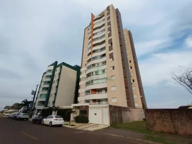 Apartamento com 3 Quartos para alugar, 105m² no Centro, Cascavel