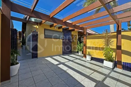 Casa com 3 Quartos à venda, 140m² no Parque Balneario Oasis, Peruíbe