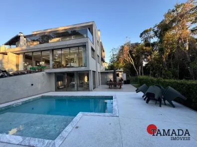 Casa com 3 Quartos à venda, 430m² no Parque Residencial Itapeti, Mogi das Cruzes
