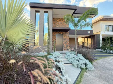 Casa de Condomínio com 4 Quartos à venda, 282m² no Jardim Jacinto, Jacareí
