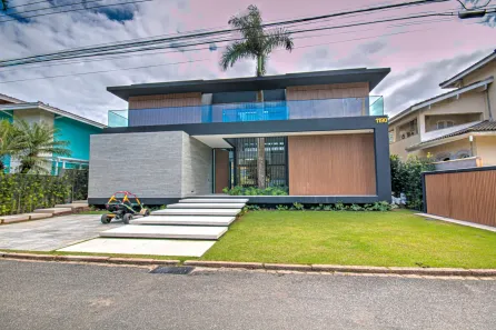 Sobrado com 8 Quartos à venda, 920m² no Tabatinga, Caraguatatuba