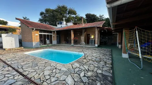 Fazenda/Sítio com 3 Quartos à venda, 1500m² no Filgueiras, Juiz de Fora
