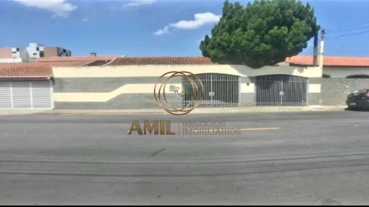 Casa com 3 Quartos à venda, 250m² no Jardim Independência, Taubaté