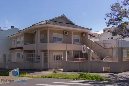 Casa com 5 Quartos à venda, 233m² no Vila Ipiranga, Porto Alegre