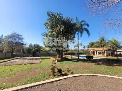 Fazenda/Sítio com 3 Quartos à venda, 250m² no Recanto dos Nobres I, Agudos