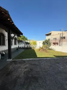 Casa com 3 Quartos à venda, 400m² no Novo Eldorado, Contagem