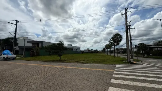 Lote/Terreno à venda, 389m² no Cidade Alpha, Eusébio