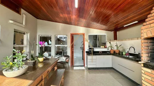Casa com 3 Quartos à venda, 150m² no Vila Omar, Americana