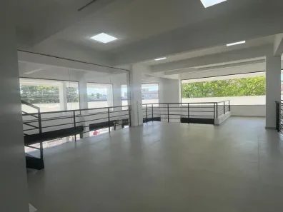 Sala Comercial para alugar, 278m² no Celeste, Campo Bom