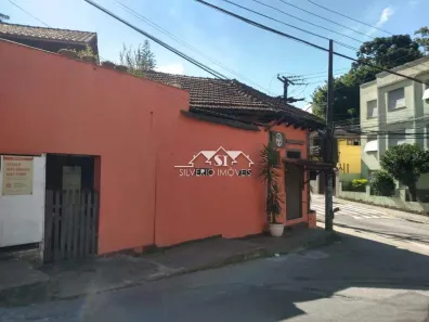 Casa com 5 Quartos à venda, 200m² no Valparaíso, Petrópolis