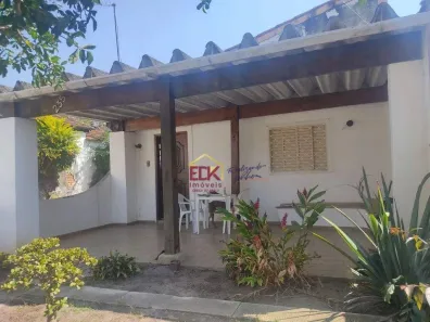 Casa com 3 Quartos à venda, 216m² no Vila São José, Taubaté