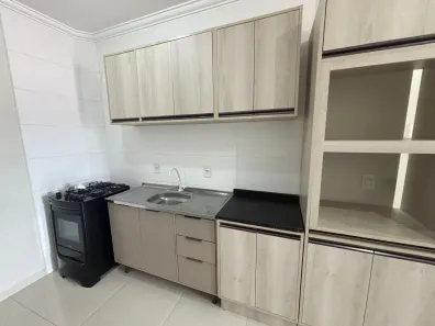 Apartamento com 2 Quartos para alugar, 65m² no Ingleses do Rio Vermelho, Florianópolis