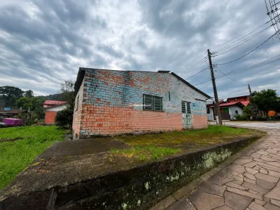 Lote/Terreno à venda, 351m² no Várzea Grande 1º de Maio, Gramado