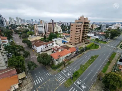 Imóvel Comercial com 3 Quartos à venda, 310m² no Batel, Curitiba