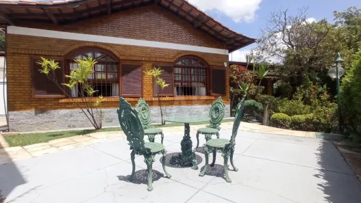 Casa com 4 Quartos à venda, 243m² no Cruzeiro, Belo Horizonte