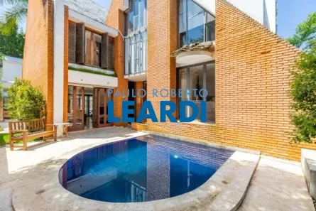 Sobrado com 4 Quartos à venda, 408m² no Vila Madalena, São Paulo