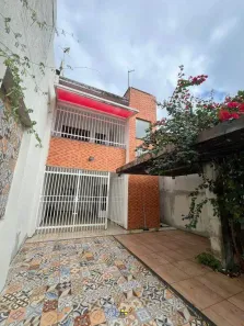 Casa com 4 Quartos à venda, 188m² no Benfica, Fortaleza