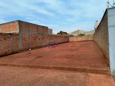 Lote/Terreno à venda, 295m² no Parque Laranjeiras, Araraquara