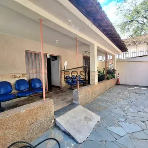 Casa com 5 Quartos à venda, 293m² no Santa Efigênia, Belo Horizonte