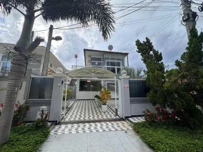Casa com 2 Quartos à venda, 97m² no Coqueiral, Araruama