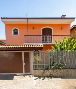 Sobrado com 4 Quartos à venda, 230m² no Atibaia Jardim, Atibaia