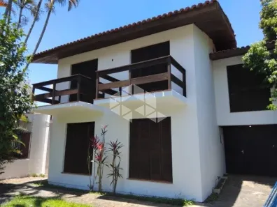 Casa com 4 Quartos à venda, 252m² no Camaquã, Porto Alegre