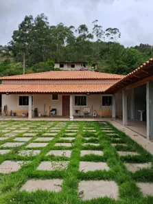 Fazenda/Sítio com 3 Quartos à venda, 160m² no Granjas Guarujá, Juiz de Fora