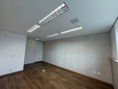 Sala Comercial à venda, 25m² no Vila da Serra, Nova Lima