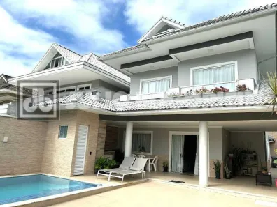 Casa de Condomínio com 4 Quartos à venda, 248m² no Recreio dos Bandeirantes, Rio de Janeiro
