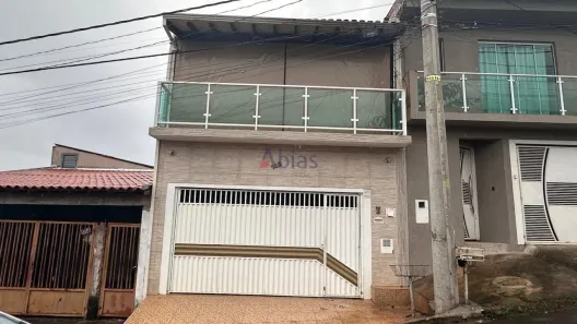 Casa com 3 Quartos à venda, 122m² no Jardim Medeiros, São Carlos