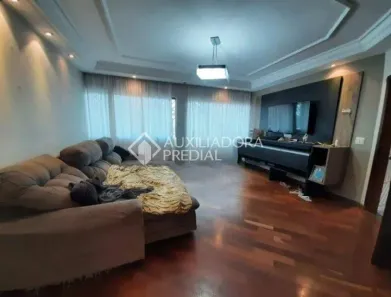 Sobrado com 3 Quartos à venda, 270m² no Vila Scarpelli, Santo André