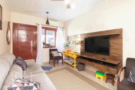 Casa com 2 Quartos à venda, 49m² no Hípica, Porto Alegre