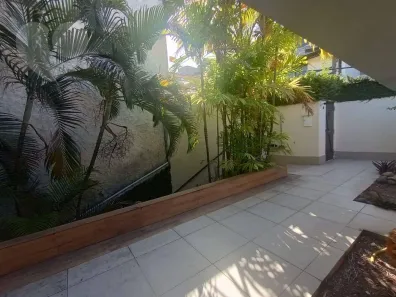 Casa com 5 Quartos à venda, 492m² no São Francisco, Niterói