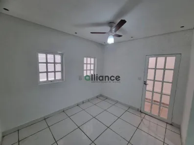 Casa com 2 Quartos para alugar, 80m² no Jardim Dona Regina, Santa Bárbara D'Oeste