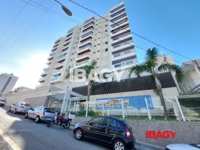 Apartamento com 2 Quartos para alugar, 71m² no Barreiros, São José