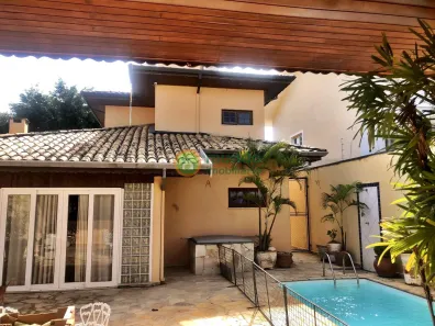 Sobrado com 4 Quartos à venda, 300m² no Parque Residencial Bom Conselho, Taubaté