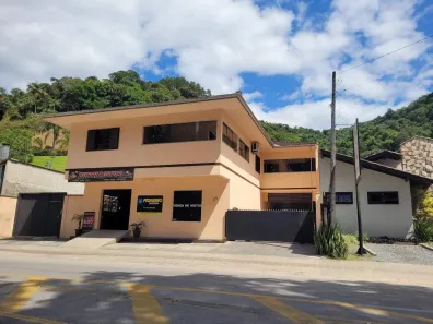 Casa com 4 Quartos à venda, 275m² no Guarani, Brusque