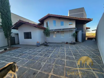 Casa com 3 Quartos à venda, 249m² no Jardim Paulista, Atibaia