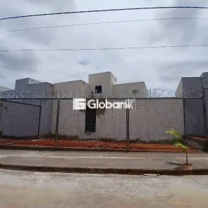 Casa com 2 Quartos à venda, 50m² no Jardim Olímpico, Montes Claros