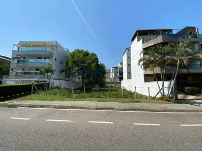 Lote/Terreno à venda, 715m² no Recreio dos Bandeirantes, Rio de Janeiro