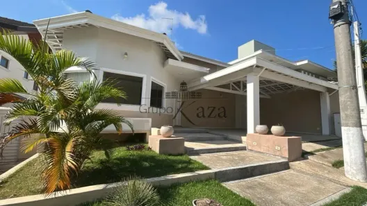 Casa de Condomínio com 3 Quartos à venda, 360m² no Vila Zezé, Jacareí