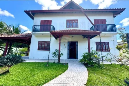 Sobrado com 5 Quartos à venda, 333m² no Balneário Flórida Peruíbe, Peruíbe
