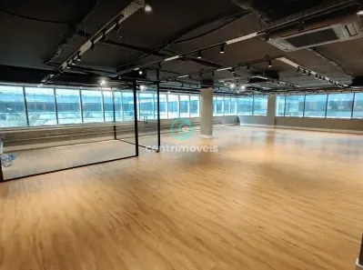 Sala Comercial para alugar, 201m² no Barra Olímpica, Rio de Janeiro