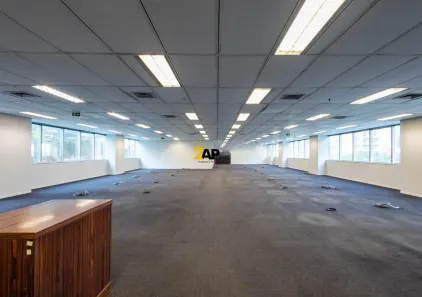 Sala Comercial para alugar, 598m² no Vila Cordeiro, São Paulo