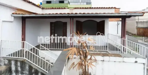 Casa com 2 Quartos à venda, 204m² no Pindorama, Belo Horizonte