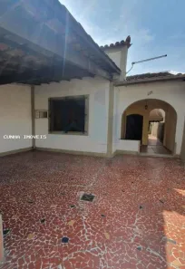 Casa com 2 Quartos para alugar, 150m² no Madureira, Rio de Janeiro