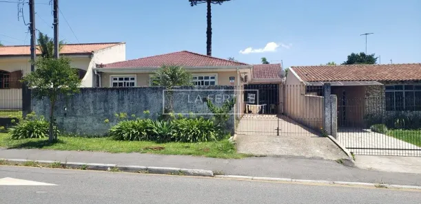 Casa com 3 Quartos à venda, 164m² no Pinheirinho, Curitiba