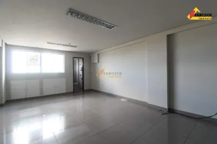 Sala Comercial para alugar, 36m² no Centro, Divinópolis