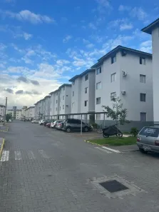 Apartamento com 2 Quartos para alugar, 53m² no Jardim Iririú, Joinville