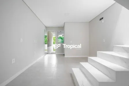 Sobrado com 3 Quartos à venda, 107m² no Velha, Blumenau
